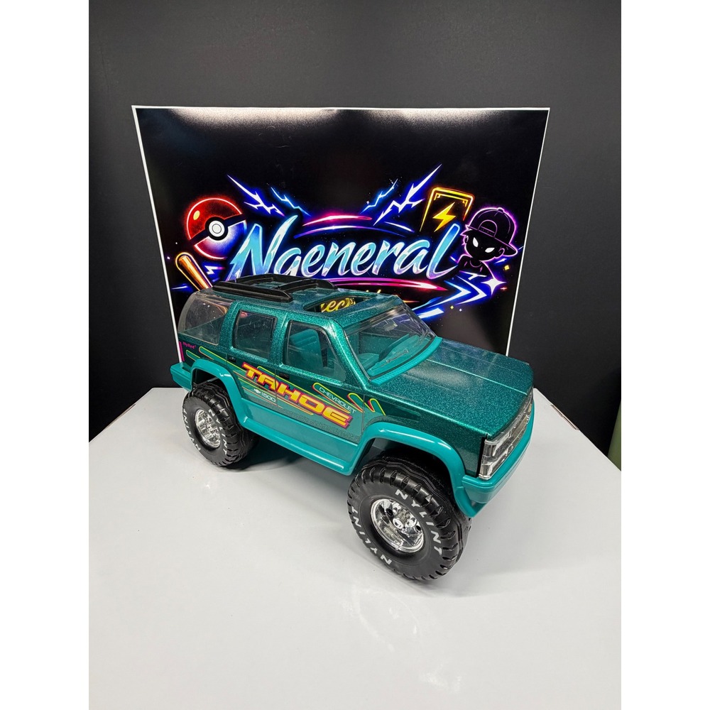 Vintage 1996 Nylint Chevrolet Tahoe 1500 Teal Glitter Pressed Steel Toy Truck